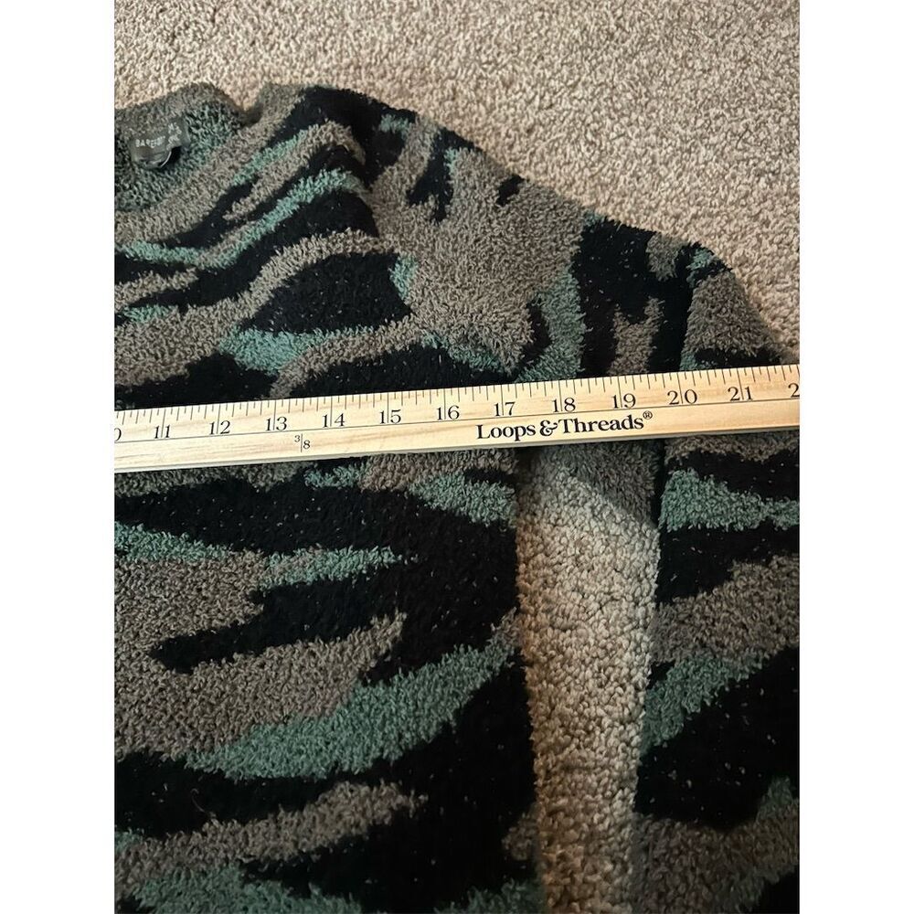 Barefoot Dreams Women's XS Green Camo CozyChic Pullover Sweater - Picture 6 of 10